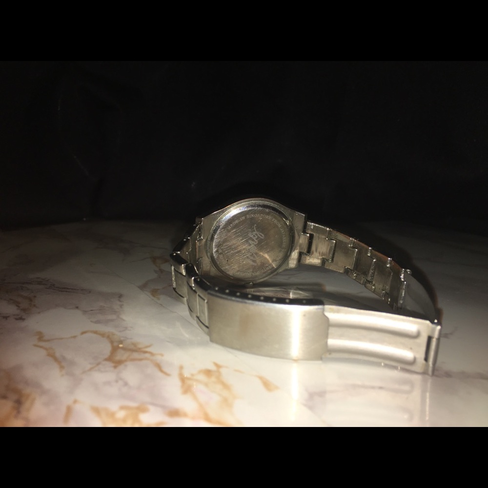 Watch - Picture 5 of 8